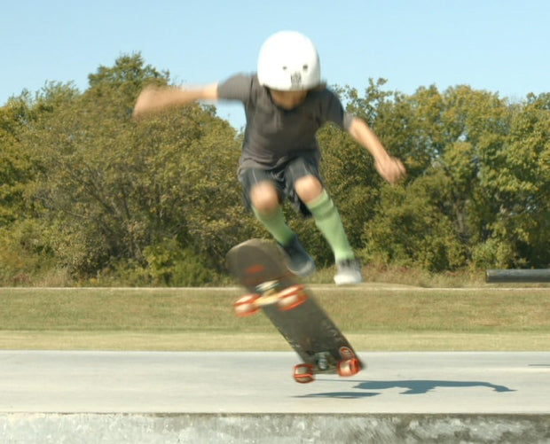 Skateboard Tricks Fast No Experience Needed- Fun, Safe, and Easy- Ollies, Kickflips and More- All Ages- Accessories Make Great Stocking Stuffers Gifts for Teen Boys and Girls